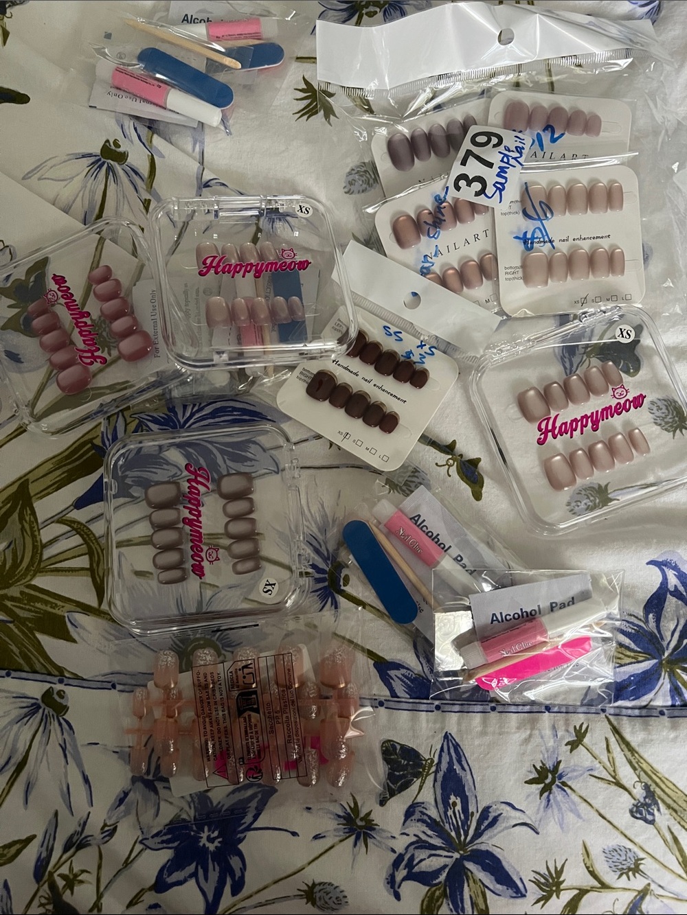Press-On Nails Set — Neutral Pink & Mauve